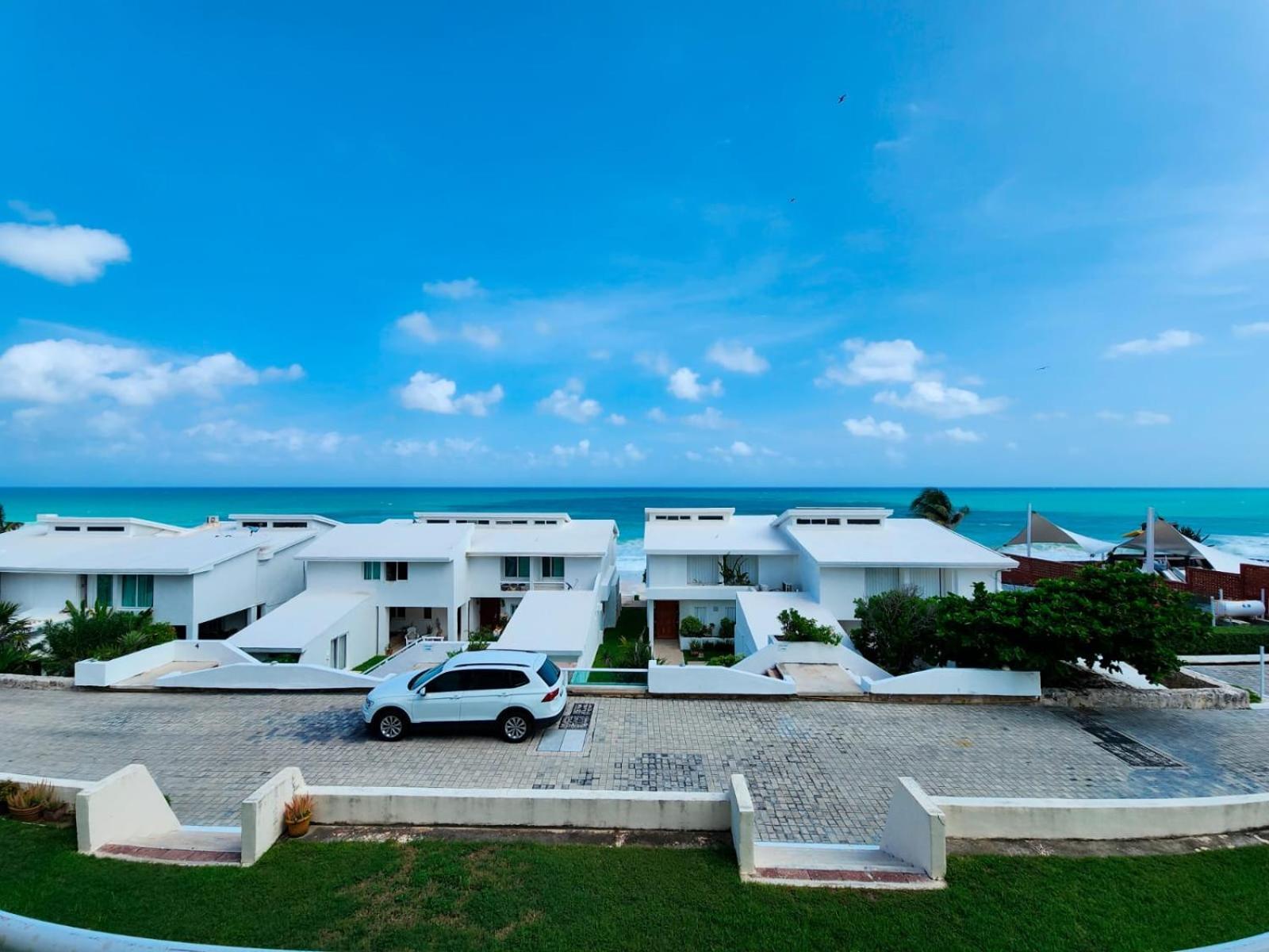 Beachfront Apartments كانكون المظهر الخارجي الصورة