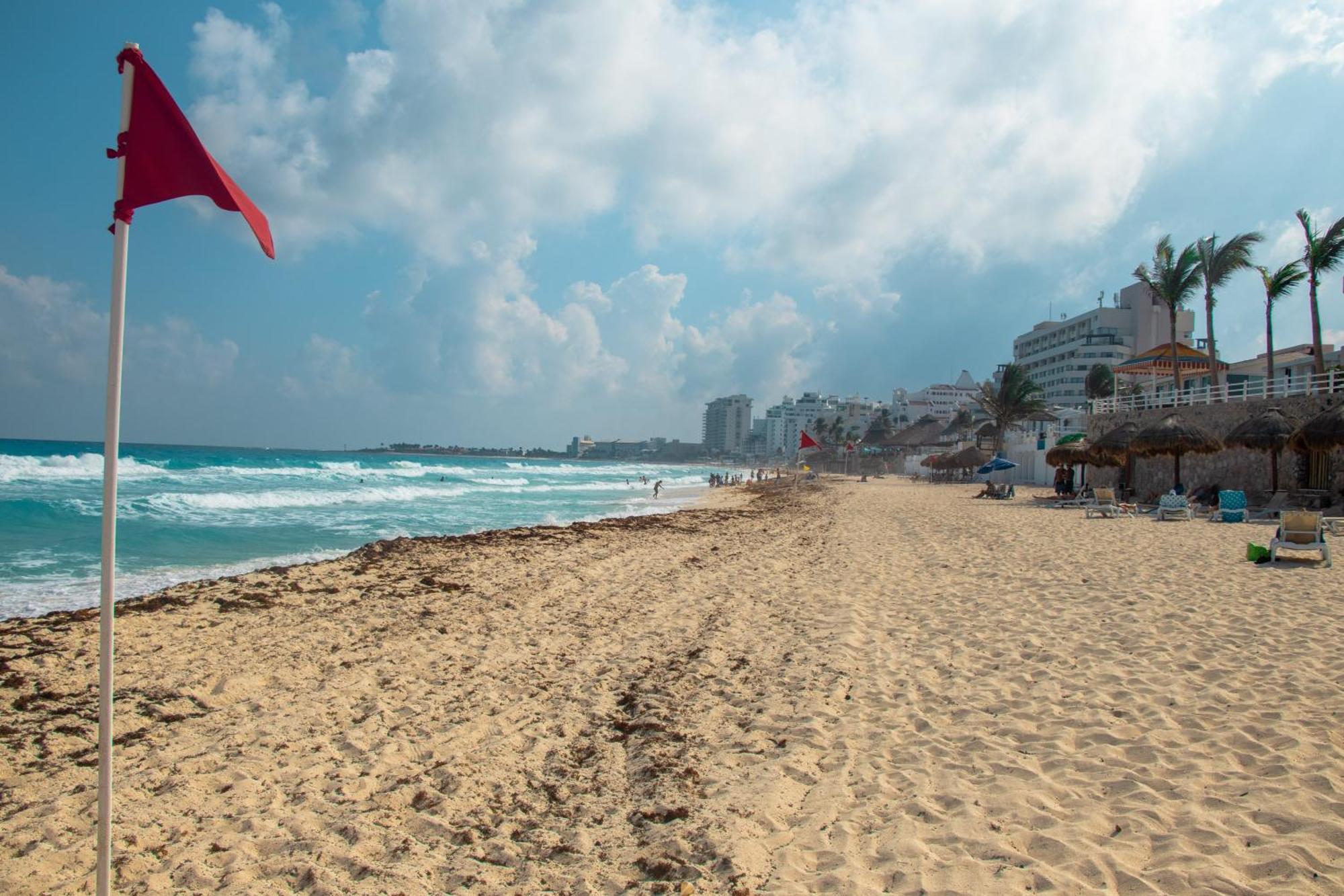 Beachfront Apartments كانكون المظهر الخارجي الصورة