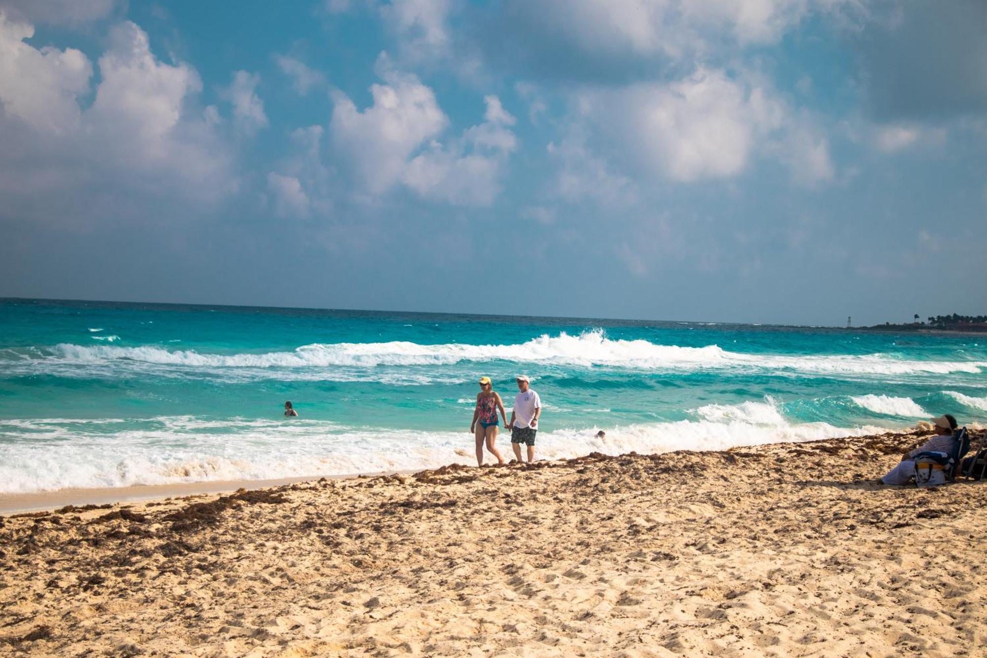Beachfront Apartments كانكون المظهر الخارجي الصورة