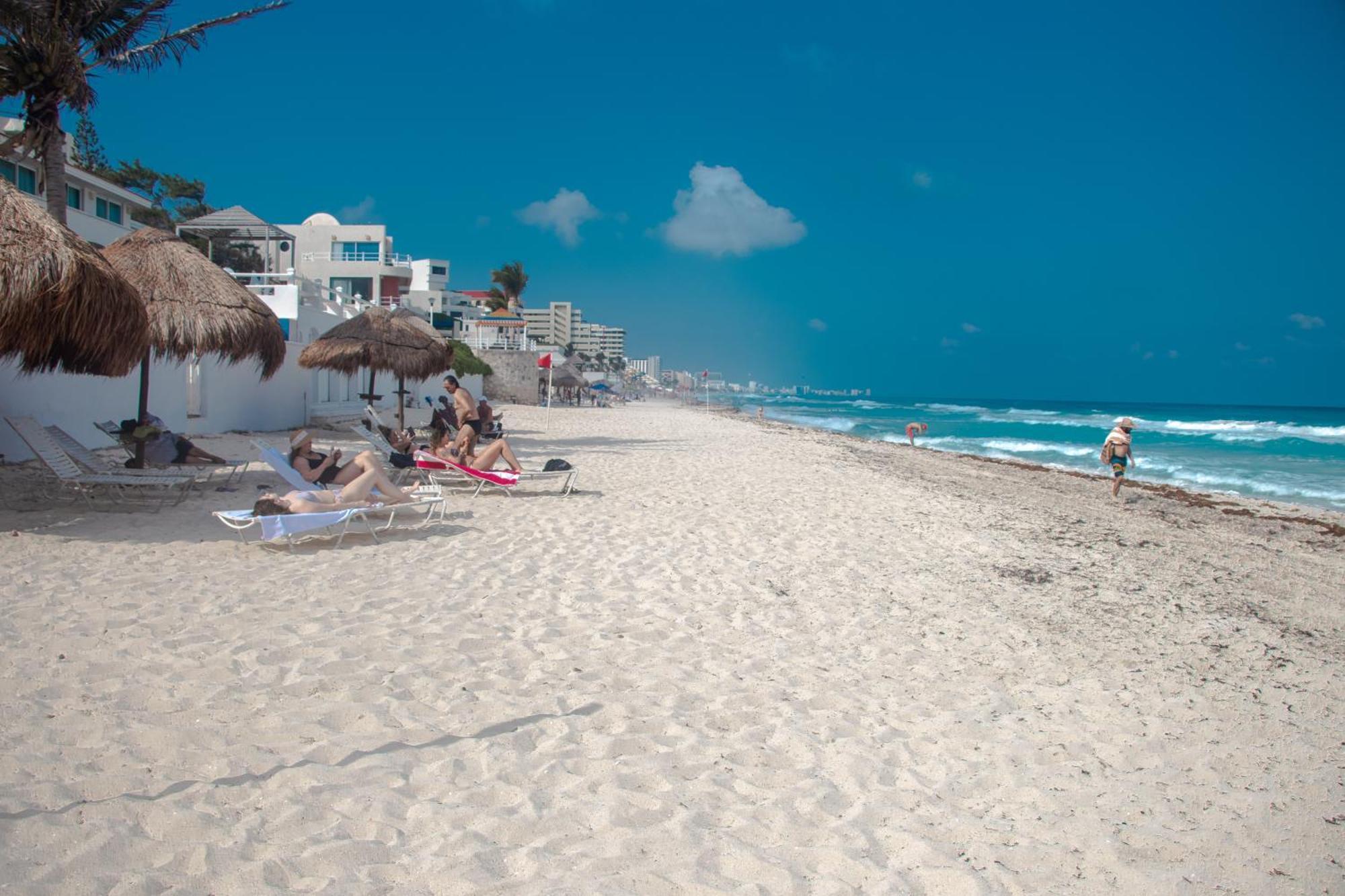 Beachfront Apartments كانكون المظهر الخارجي الصورة