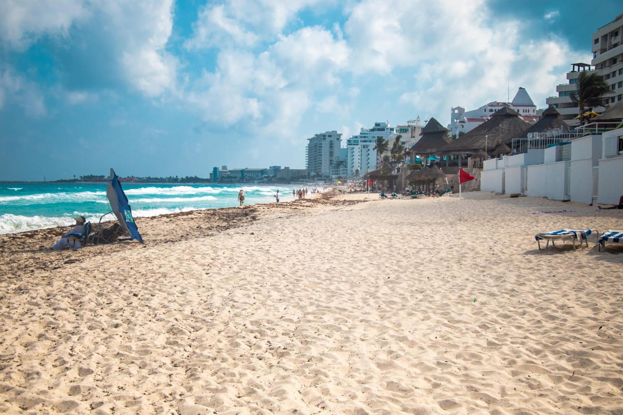 Beachfront Apartments كانكون المظهر الخارجي الصورة