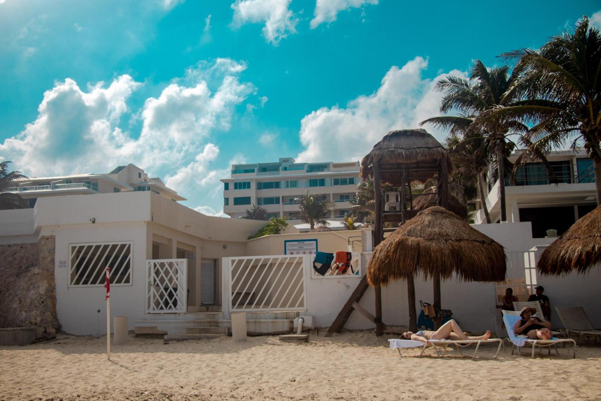 Beachfront Apartments كانكون المظهر الخارجي الصورة